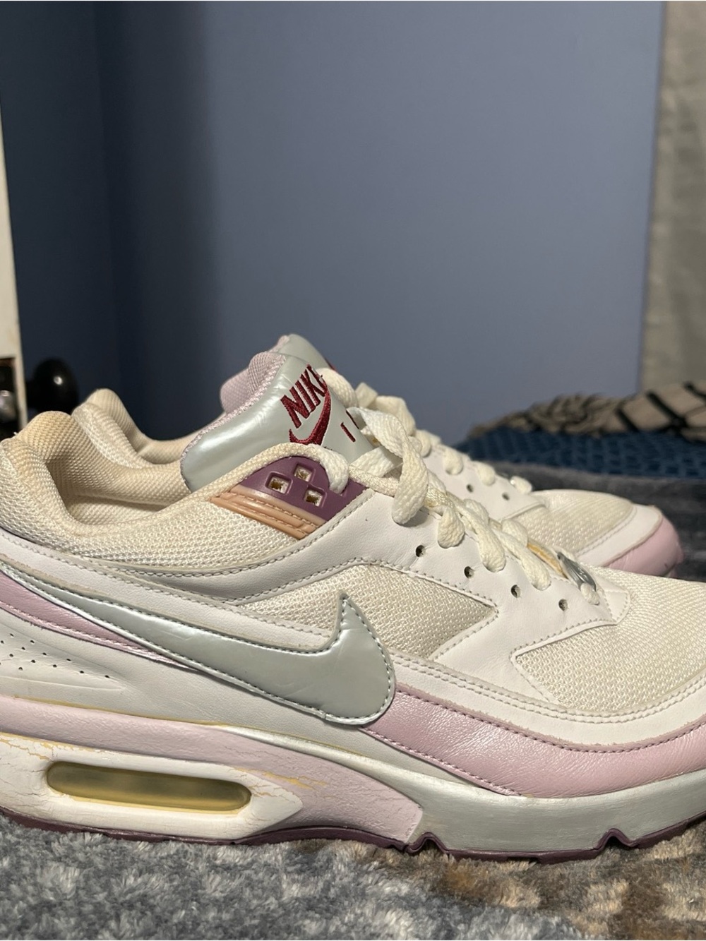 Nike Women’s Air Max Low-Top Sneakers - White, Light Pink & Silver